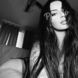 Leilla, 25