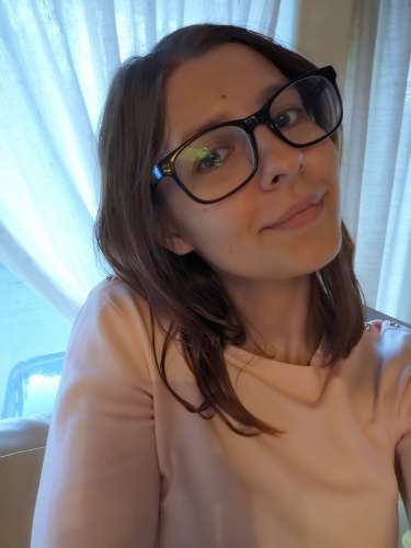 Оленька (28 gadi) (Foto!) piedāvā virtuālos pakalpojumus (#5432040)